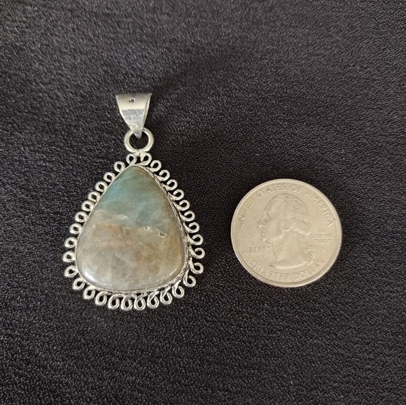925 Silver Stamped Teardrop Stone Pendant - Picture 4 of 7